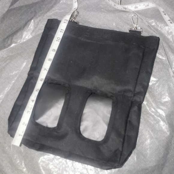 Hay Feeder for rabbit guinea pig black hanging New without tags - Picture 3 of 5